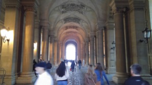 Louvre collonade